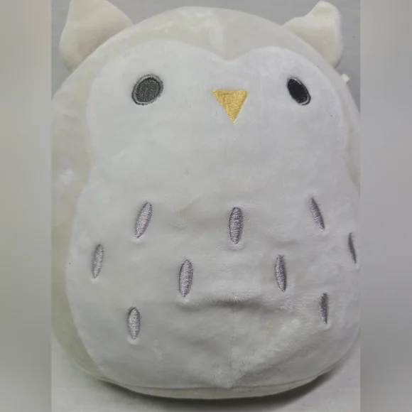 8” Vee the Gray White OWL Baby with RATTLE Squishmallow- Stained - Picture 3 of 6